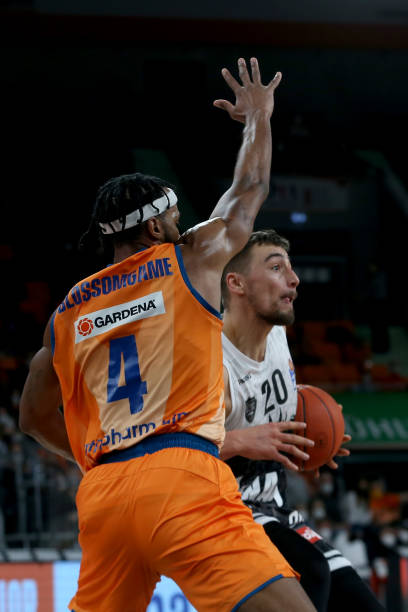 年轻人才 年轻人才