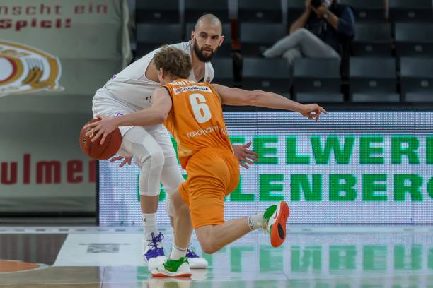 扩大了女足 扩大了女足