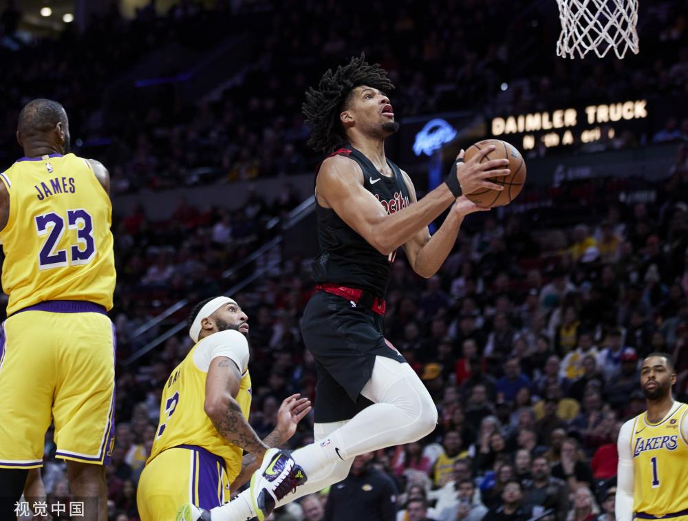 采访中的坦 采访中的坦