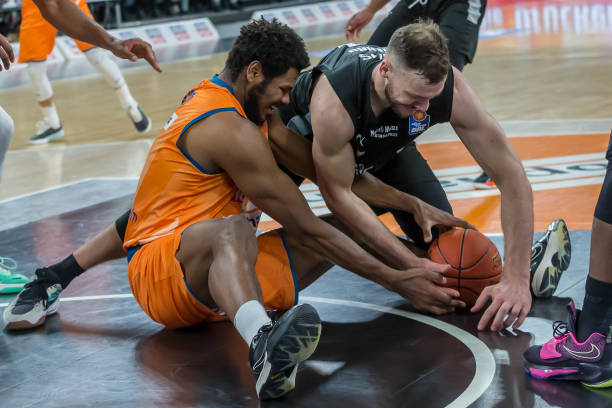 挥了球队战 挥了球队战